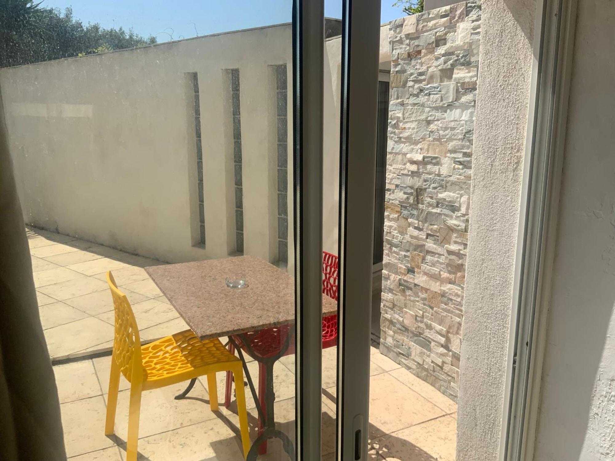 Bon Sejour Au Soleil Marseilles